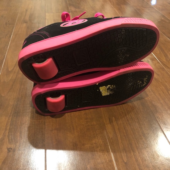 Pink Heely’s - Picture 5 of 6